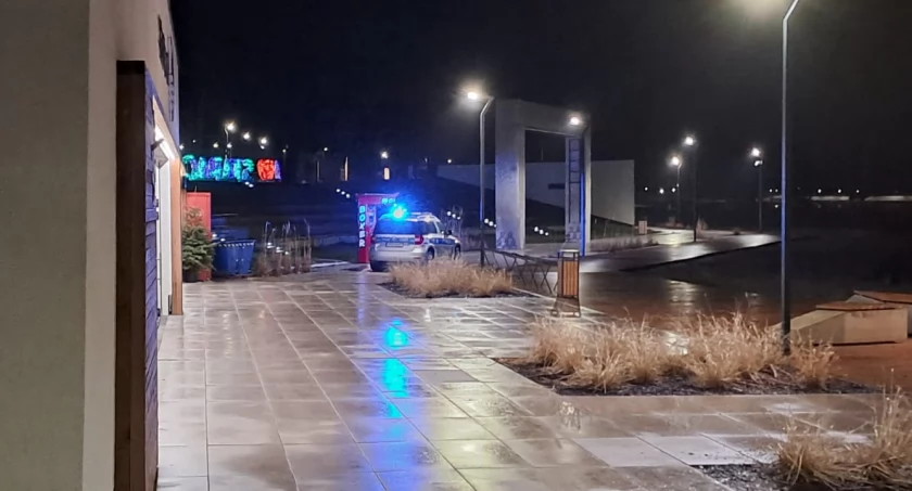 Mężczyzna zaatakowany nad zalewem Lubianka w Starachowicach? 