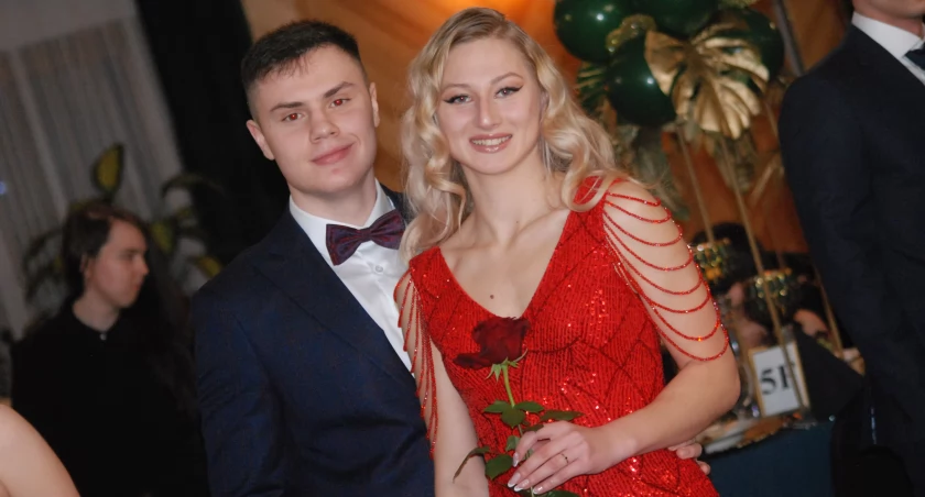 Studniówka Zespołu Szkół Zawodowych nr 1 w Starachowicach. Nic dwa razy się nie zdarza... [ZDJĘCIA]