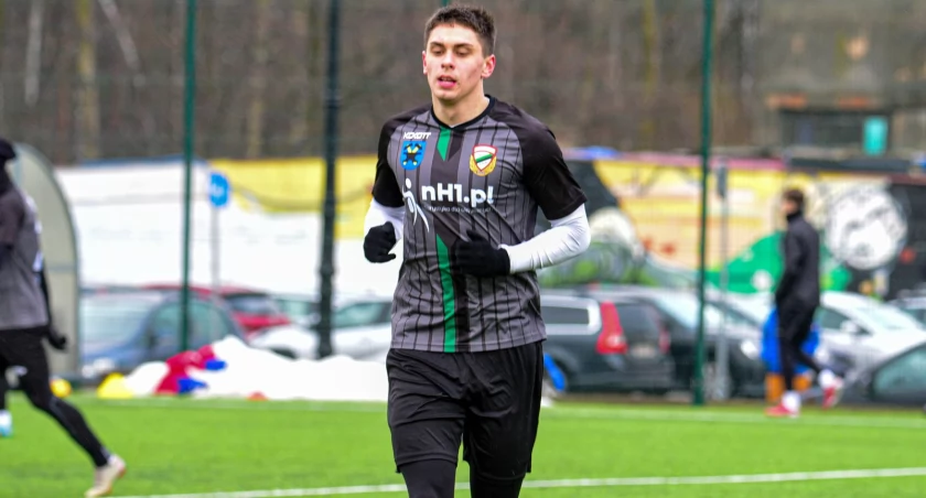Jest pierwszy zimowy transfer Staru Starachowice. Jakub Cukrowski wypożyczony do końca sezonu