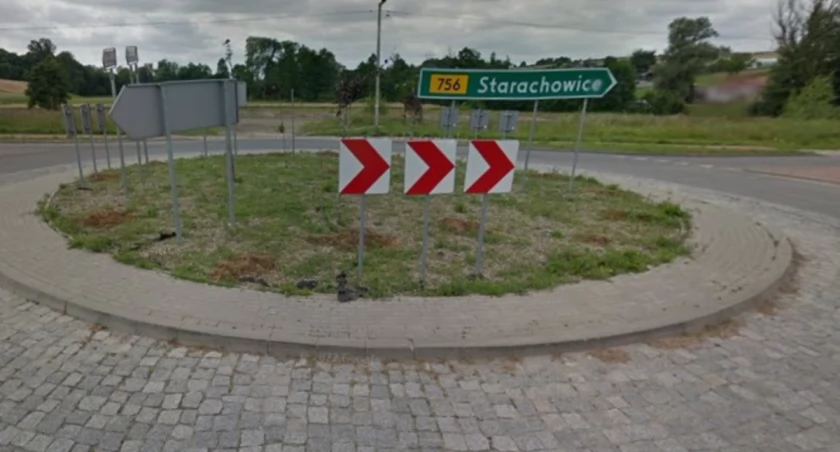 Pijany pirat na drodze w Rzepinie. Wjechał na rondo mając ok. 3 promile