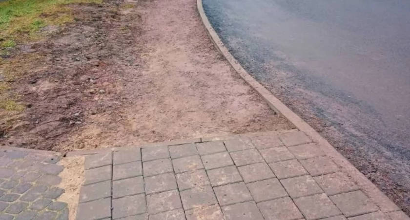 Ul. Mickiewicza w Starachowicach po terminie i z fuszerką?