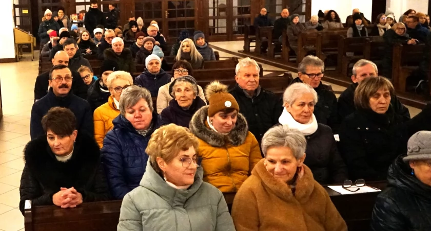 IX Rozważania Pasyjne w parafii Matki Bożej Częstochowskiej w Starachowicach. Z miłości do Ciebie człowieku