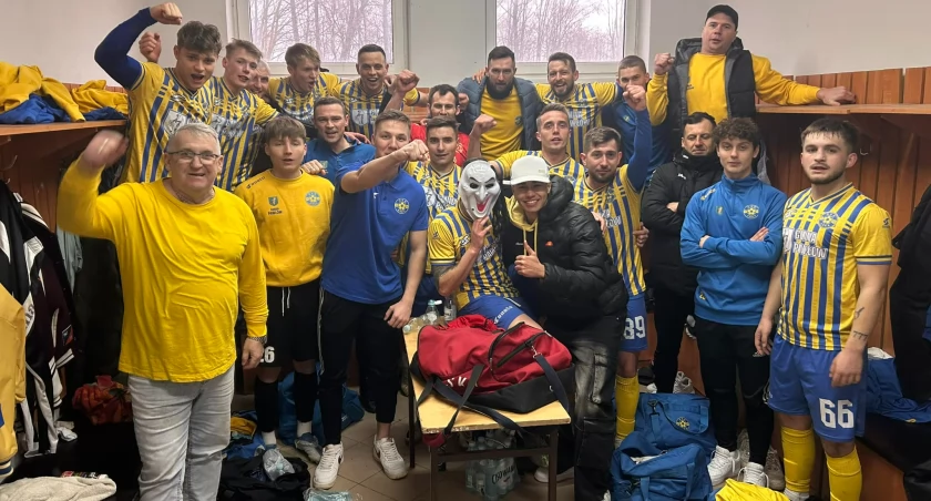 Arka Pawłów złamała Stal. Teatr jednego aktora na stadionie w Kunowie