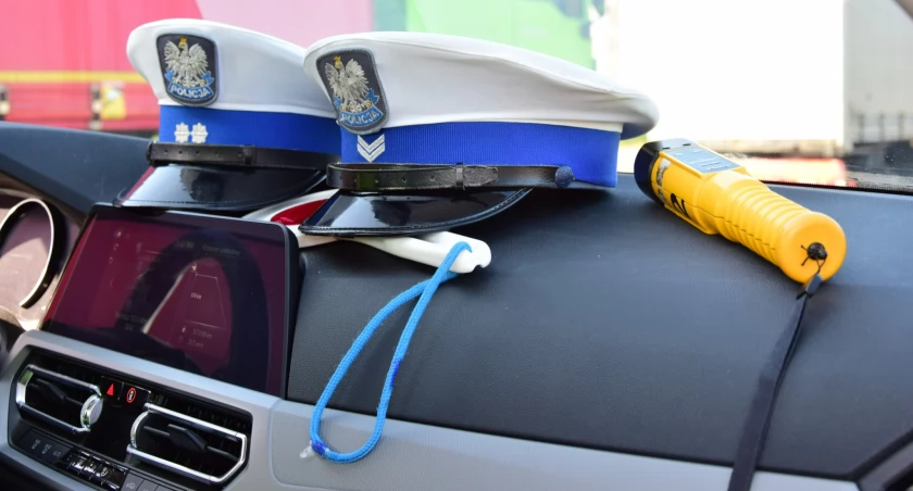 Wypadek w miejscowości Jagodne. Poszkodowana kobieta trafiła do szpitala