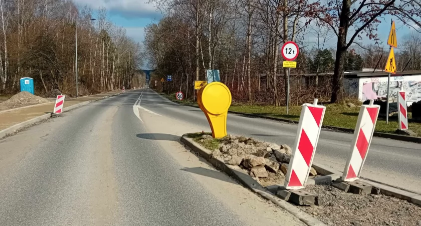 Niekończący się remont drogi w kierunku Lipia. Od dziś korzystane zmiany dla kierowców