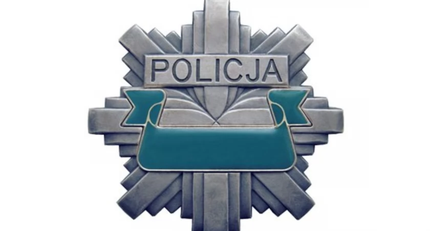 Włamanie na konto mieszkanki gminy Pawłów. Jej znajomi stracili pieniądze