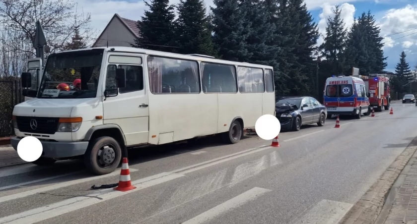 Wypadek w Starachowicach. Jedna osoba zabrana do szpitala [ZDJĘCIA]