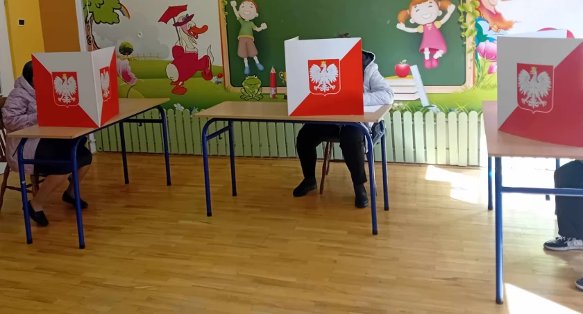 Wójt gminy Pawłów z przewagą radnych ze swojego Komitetu, kto jeszcze wszedł do Rady?