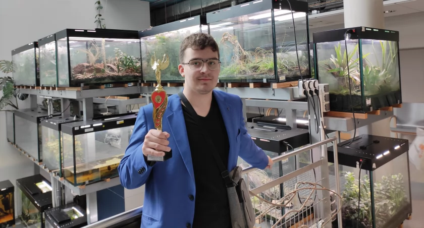 Igor, finalista z Technikum na Maja z indeksem w kieszeni