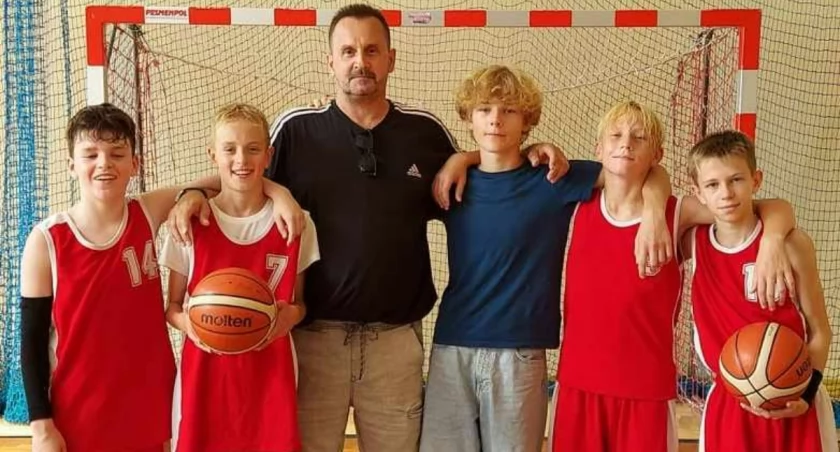 Najlepsi szkolni sportowcy. SP nr 10 Starachowice z tytułem mistrza województwa