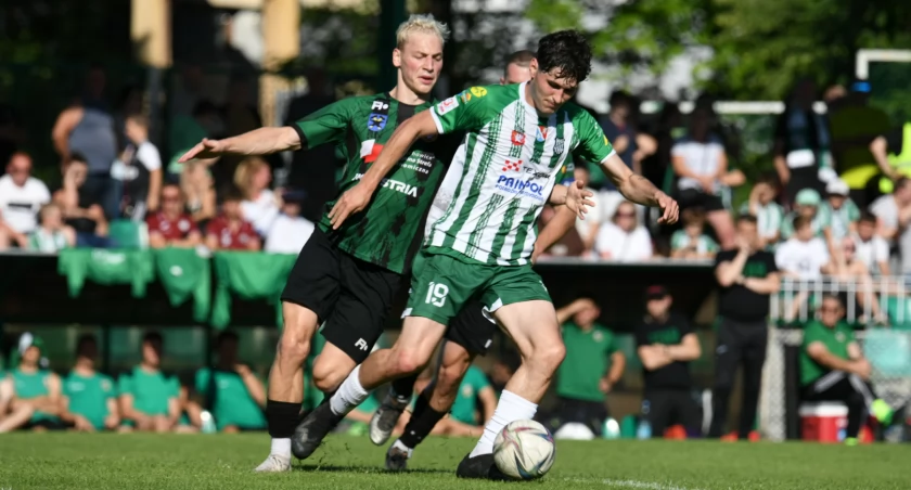 Star Starachowice pokonał w meczu wyjazdowym Wisłokę Dębica. Gol Mateusza Kaweckiego na wagę 3 punktów