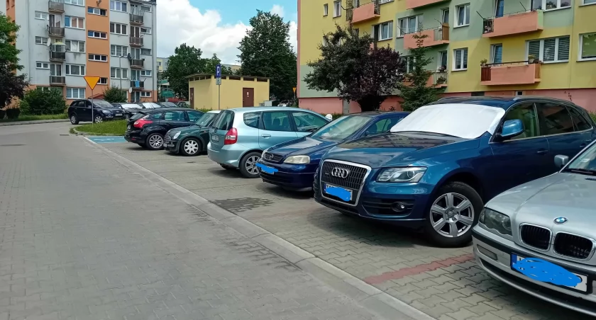 Jest odpowiedź magistratu na sprzeciw wobec prywatyzacji parkingów na osiedlach mieszkaniowych