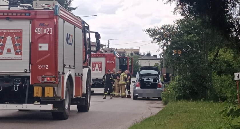 Akcja straży pożarnej na ul. Wierzbowej w Starachowicach