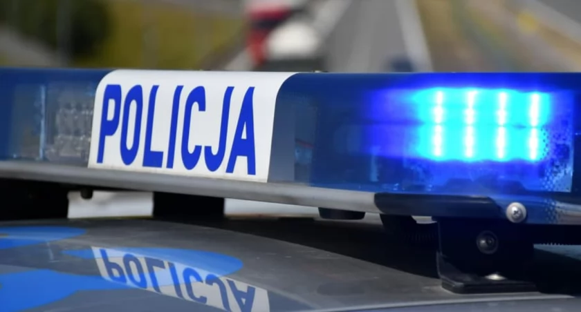 Seniorzy z powiatu starachowickiego stracili łącznie ponad 100 tys. zł. Policja szuka sprawców obu przestępstw