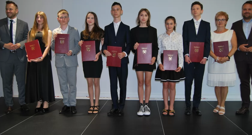 Nagrody miasta Starachowice i stypendia wręczone