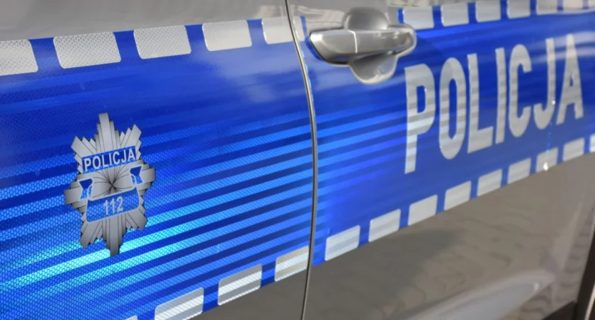 Oszustwo przy zakupie przyczepy kempingowej. 42-latek z powiatu starachowickiego stracił pieniądze