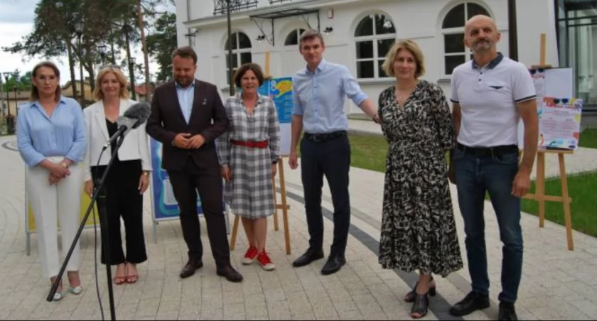 Wakacje 2024 w Starachowicach. Bogata oferta placówek kultury 