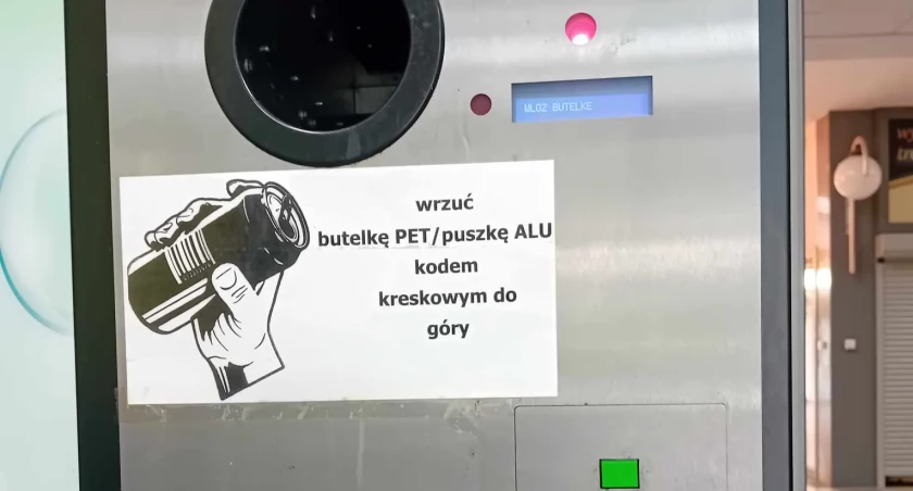 Butelkomat w Skałce wiecznie przepełniony