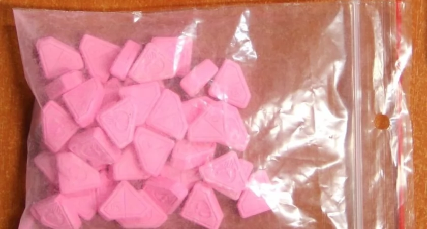 Mieszkańcy gminy Wąchock aresztowani. Amfetamina i marihuana w mieszkaniu