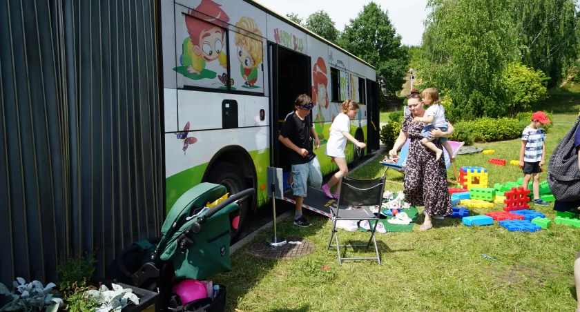 Wyjątkowy autobus zaparkował w Starachowicach! 