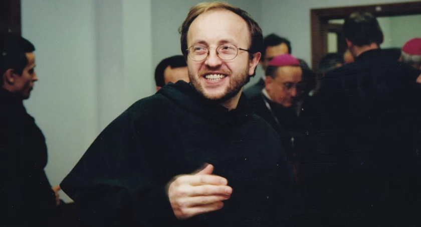 Przerwana zmowa milczenia. Postać ojca Grzegorza Ciorocha musi wyjść z podziemia