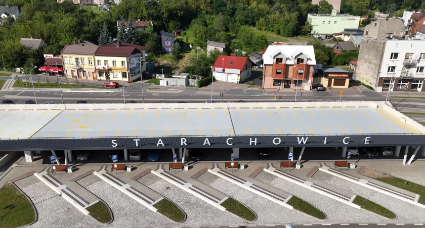 Dwupoziomowy parking w Starachowicach, po naprawie