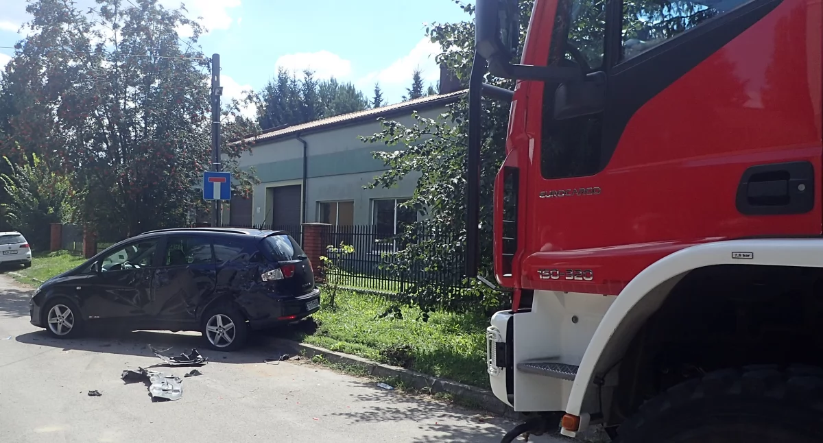 Wjechał w dwa samochody i uciekł z miejsca zdarzenia. Kierowca forda zatrzymany przez policjantów