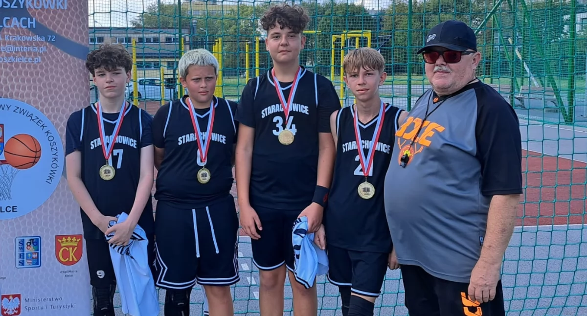 Triumf koszykarzy Basketu Starachowice. W Kielcach zagrali koncertowo
