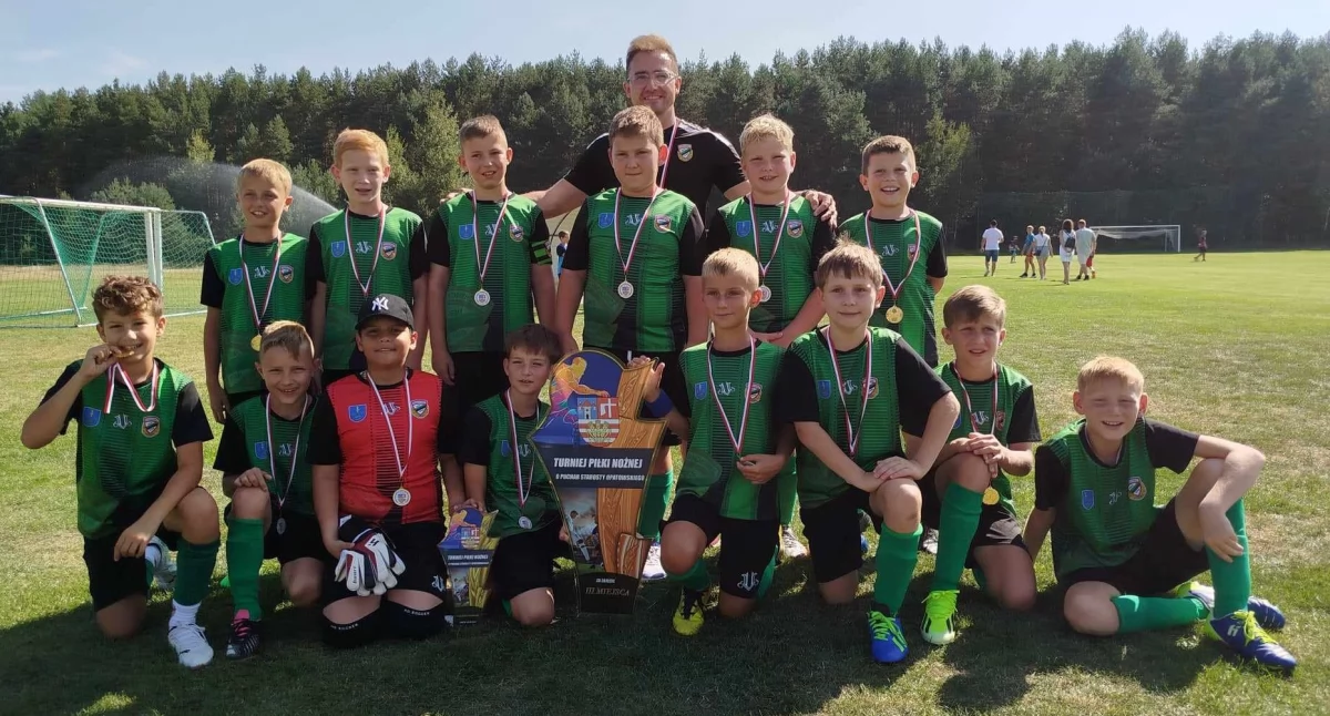 Akademia Piłkarska SKS Starachowice udanie rozpoczyna sezon. Golkiper z wyróżnieniem