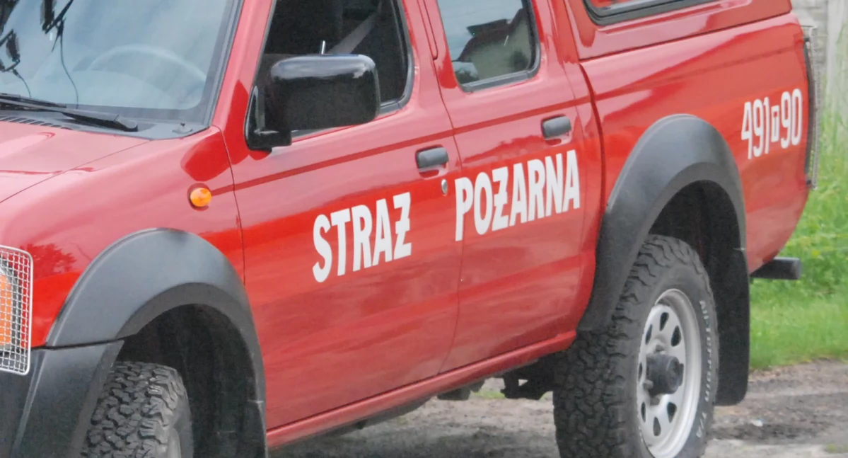 Nieprzytomna kobieta w mieszkaniu w Krynkach. Pomogli strażacy