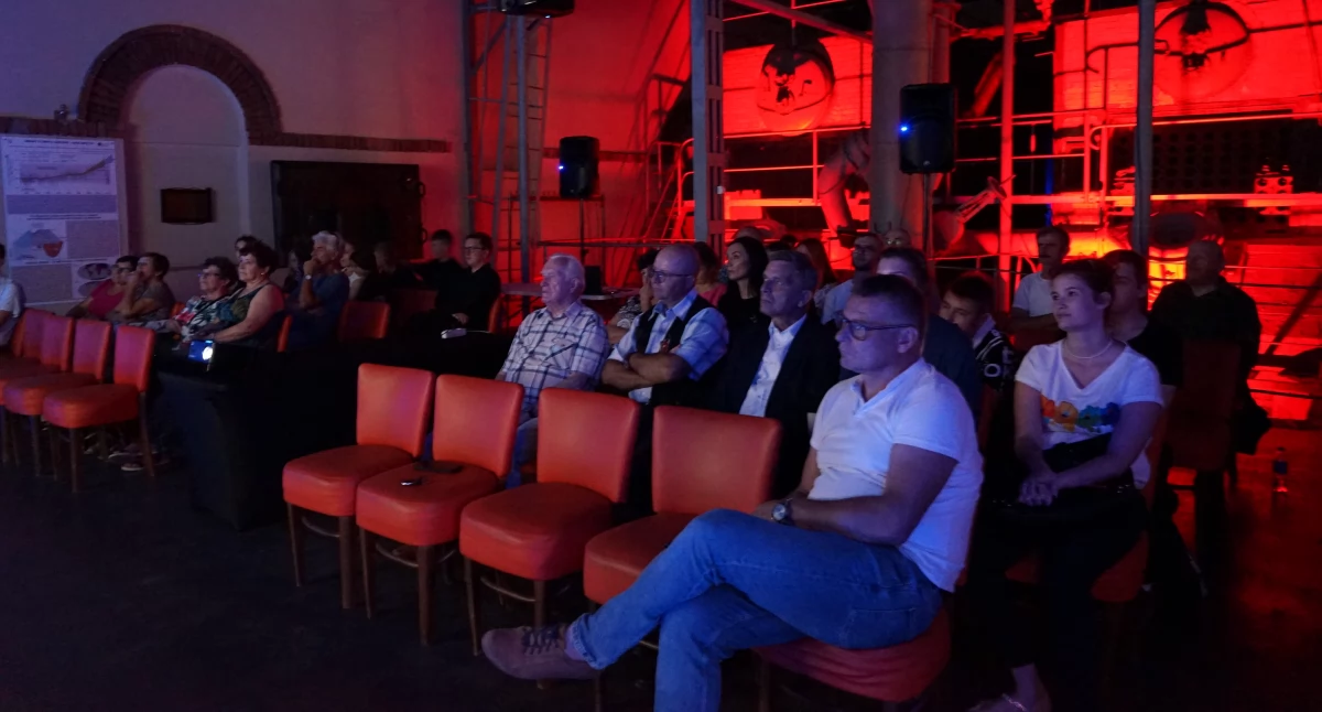Niezwykły pokaz filmowy w starachowickim Muzeum Przyrody i Techniki 