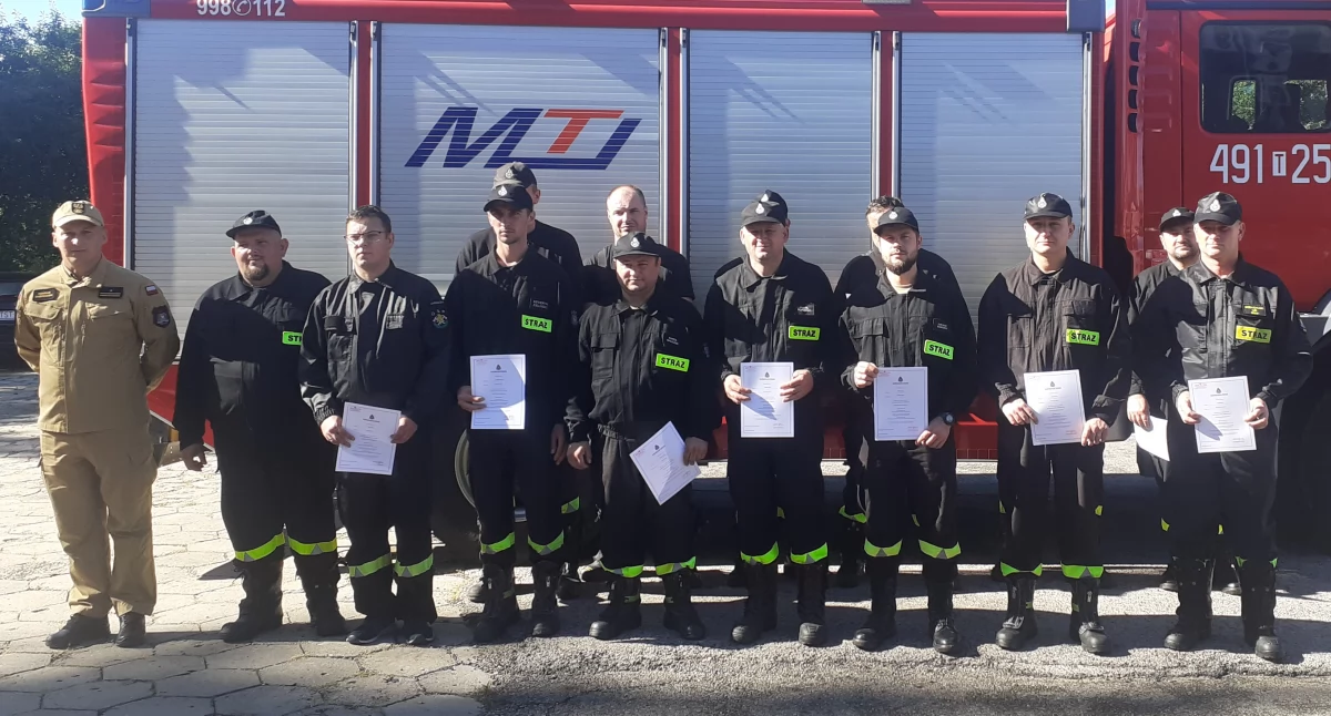 Szkolenie dla strażaków OSP z powiatu starachowickiego. 14 ratowników z cennymi umiejętnościami 