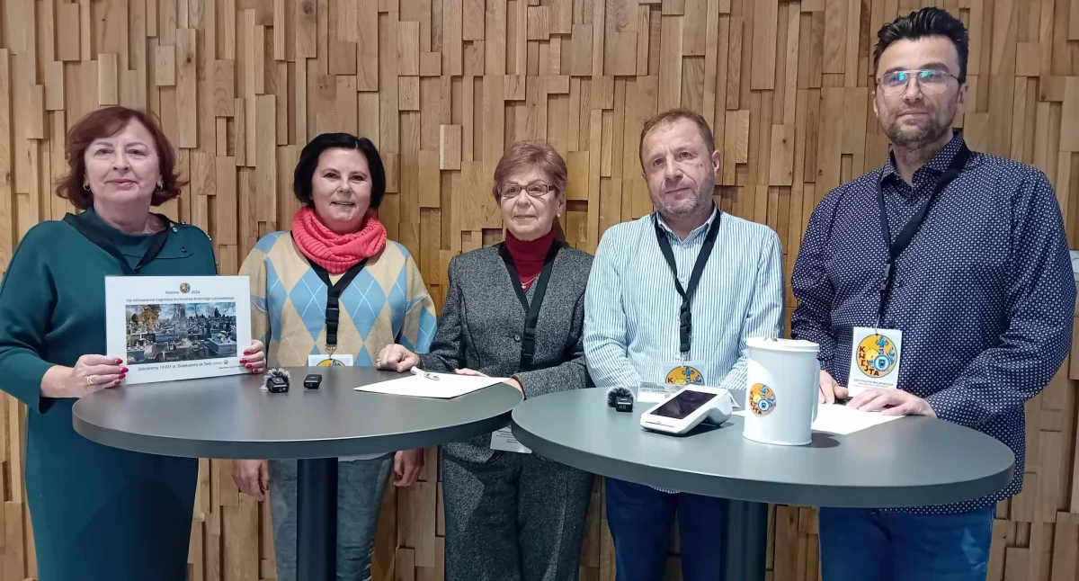 9. Kwesta cmentarna w Starachowicach przeszła do historii - życzliwych ludzi nie brakuje