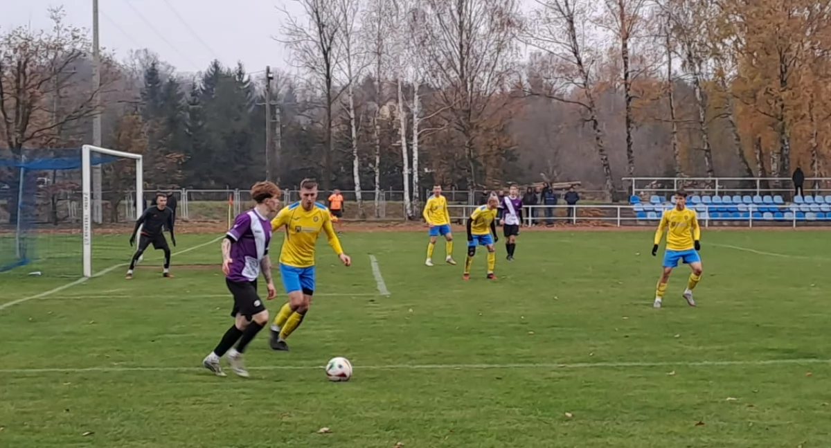 Kamienna Brody pokonała 3:0 Nidę Pińczów. Jakub Brzozowski rozpoczął strzelecki popis biało-niebieskich