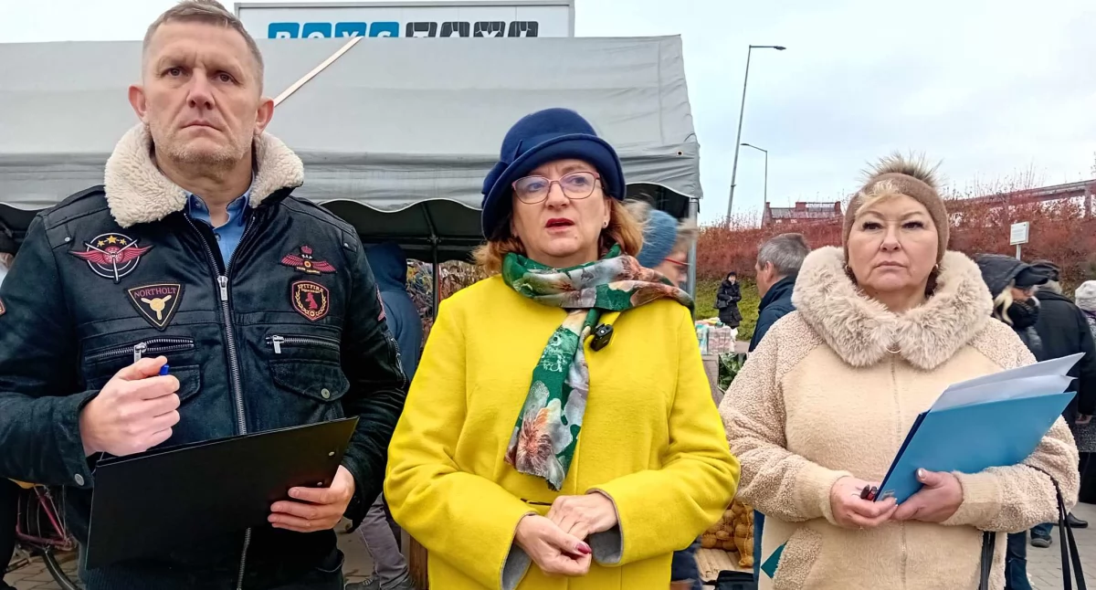  Działacze PiS w Starachowicach zbierają podpisy. Chcą powstrzymać napływ nielegalnych migrantów