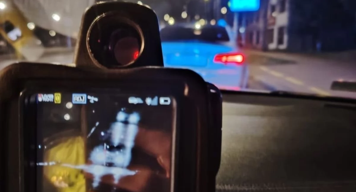 Drogowi piraci zatrzymani w Starachowicach. W terenie zabudowanym przekroczyli dozwoloną prędkość