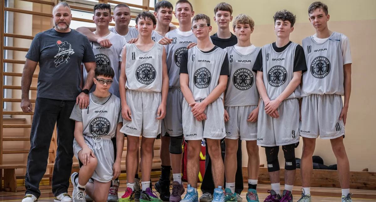 Trzecia wygrana kadetów Basketu Starachowice. Podopieczni Marcina Kota z awansem w tabeli