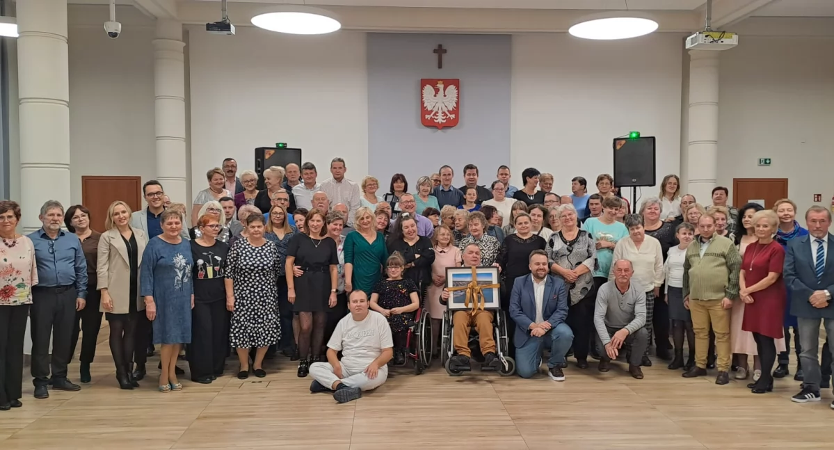 Andrzejkowa biesiada stowarzyszenia Niepełnosprawni Plus w Starachowicach. Zabawa była przednia