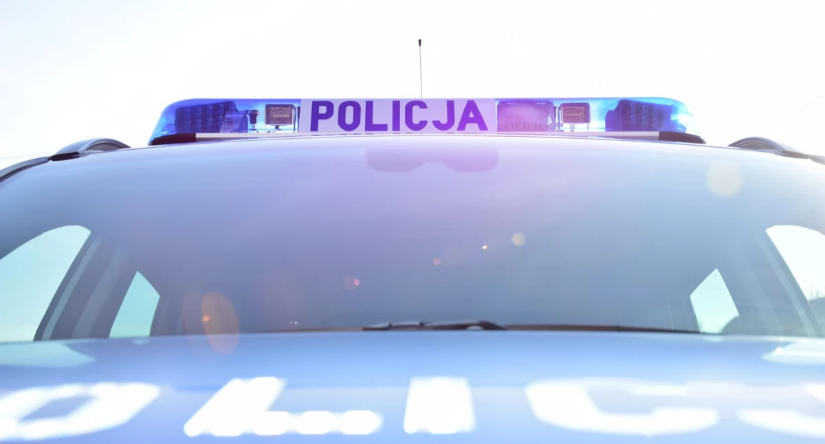 Wypadek w Parszowie. 16-latek potrącony przez samochód, trafił do szpitala