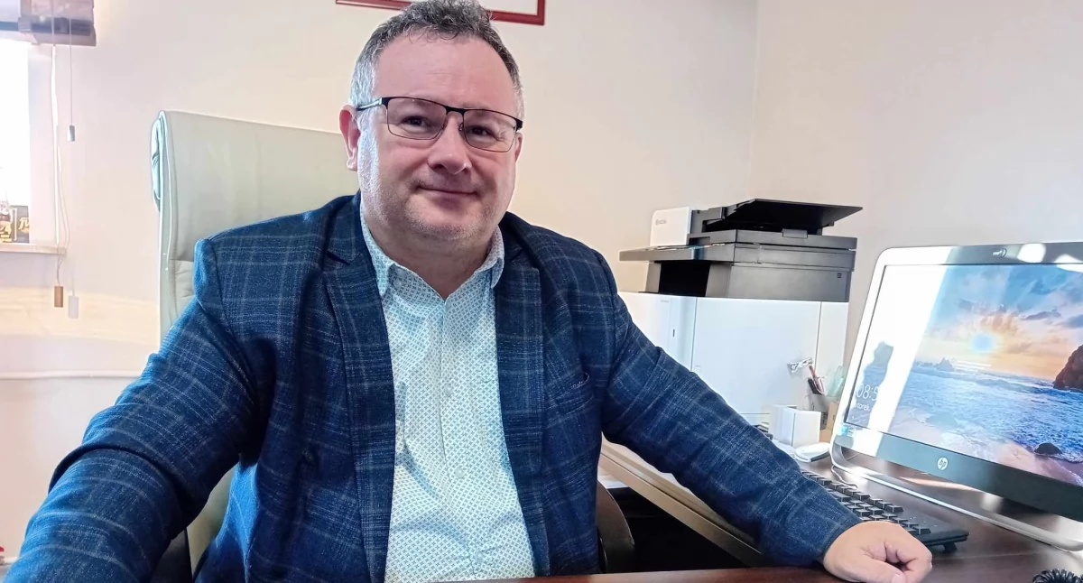  Wsłuchujemy się w potrzeby mieszkańców. Rozmowa z burmistrzem Wąchocka Robertem Janusem