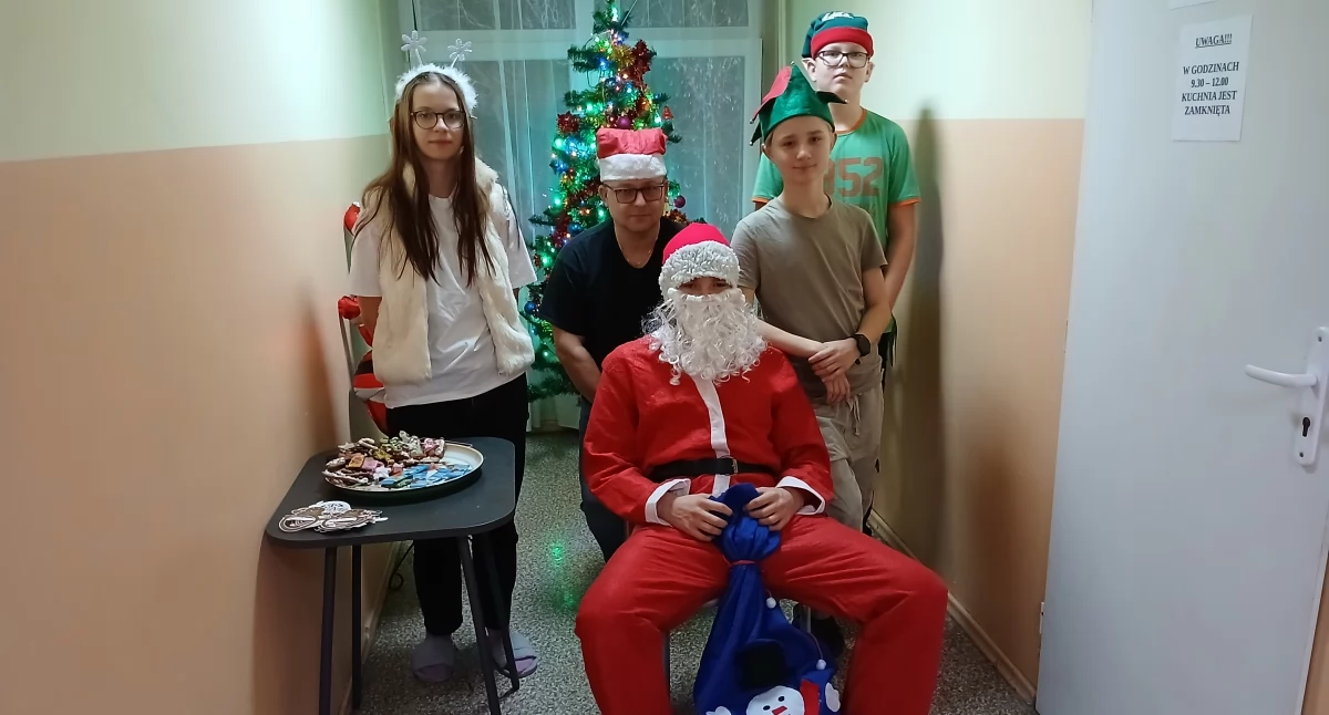Mikołajkowy czas. Prezenty dla wychowanków Bursy