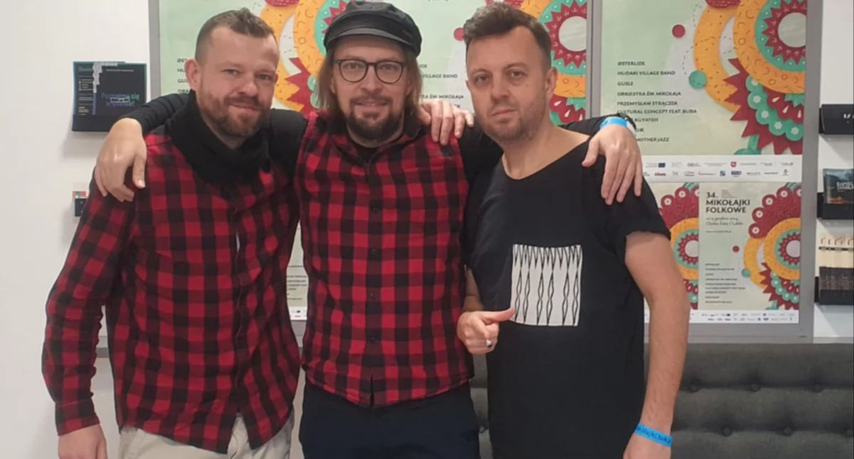 Bracia Pajek ze Starachowic triumfują na Festiwalu Mikołajki Folkowe
