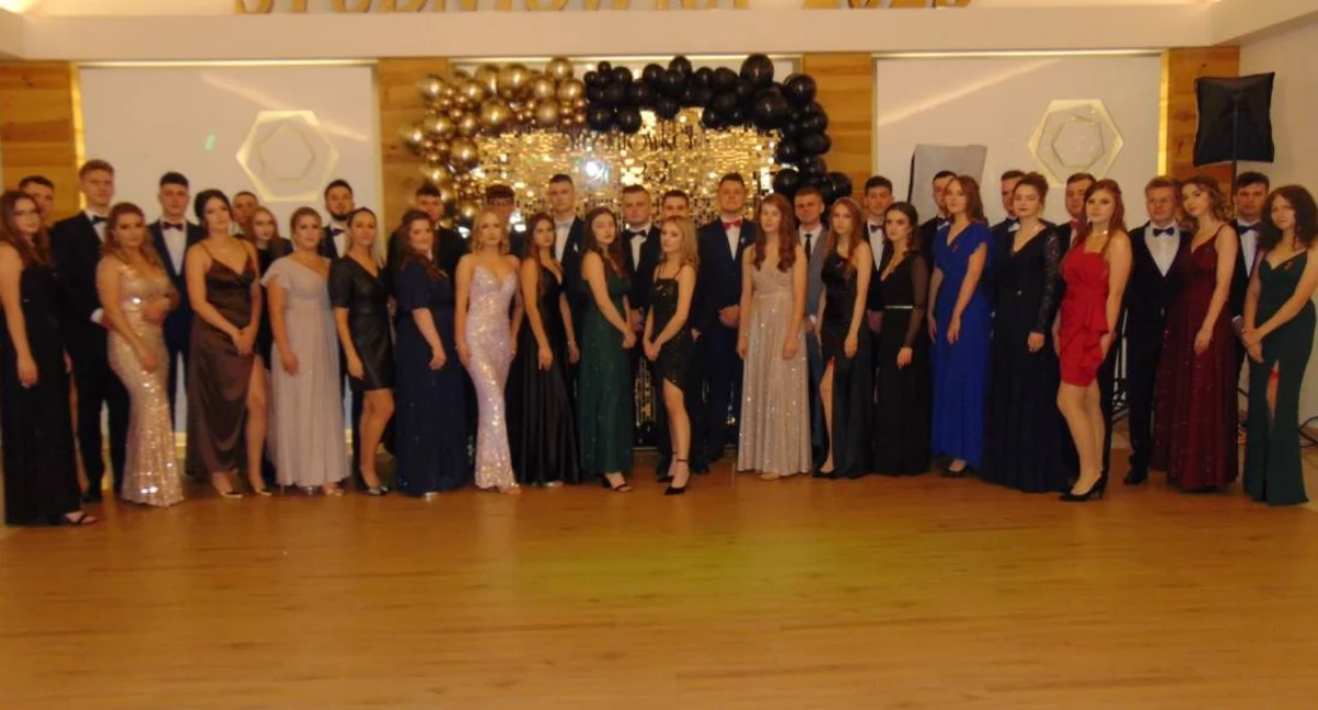 Rusza sezon studniówkowy w powiecie starachowickim