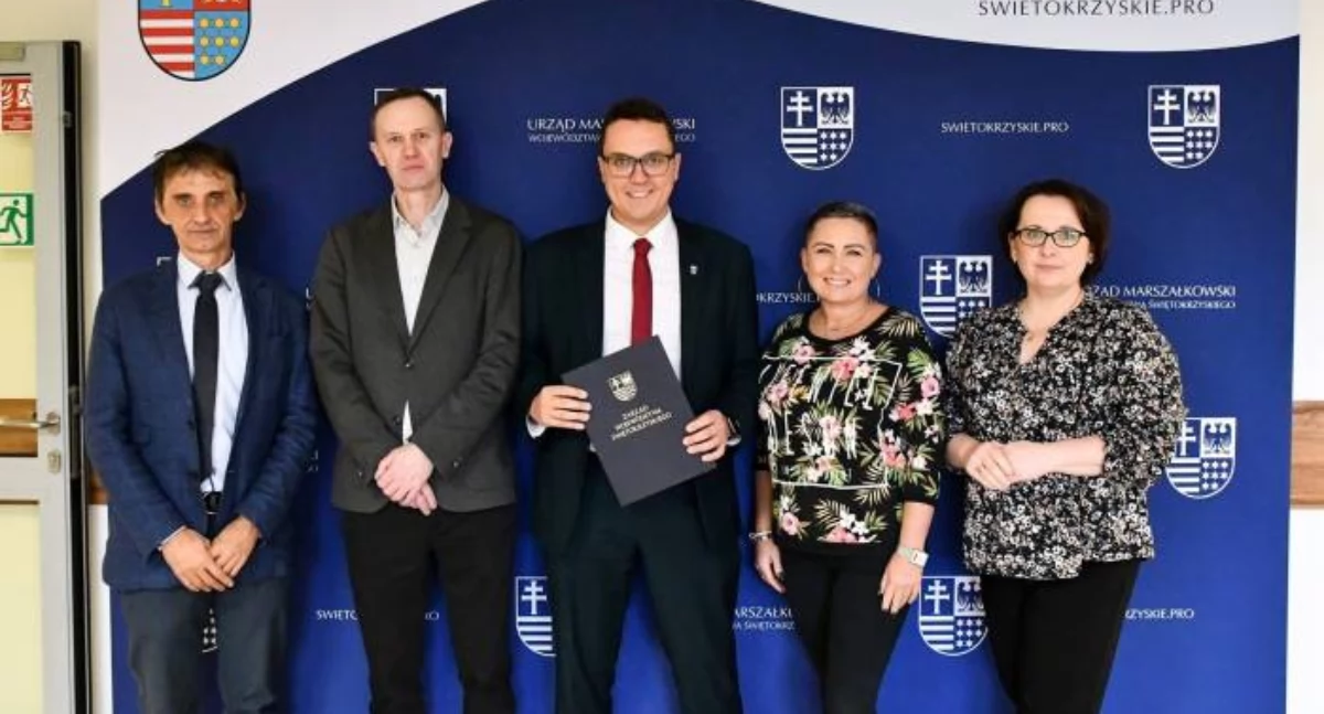 Miliony na pieczę zastępczą w powiecie starachowickim