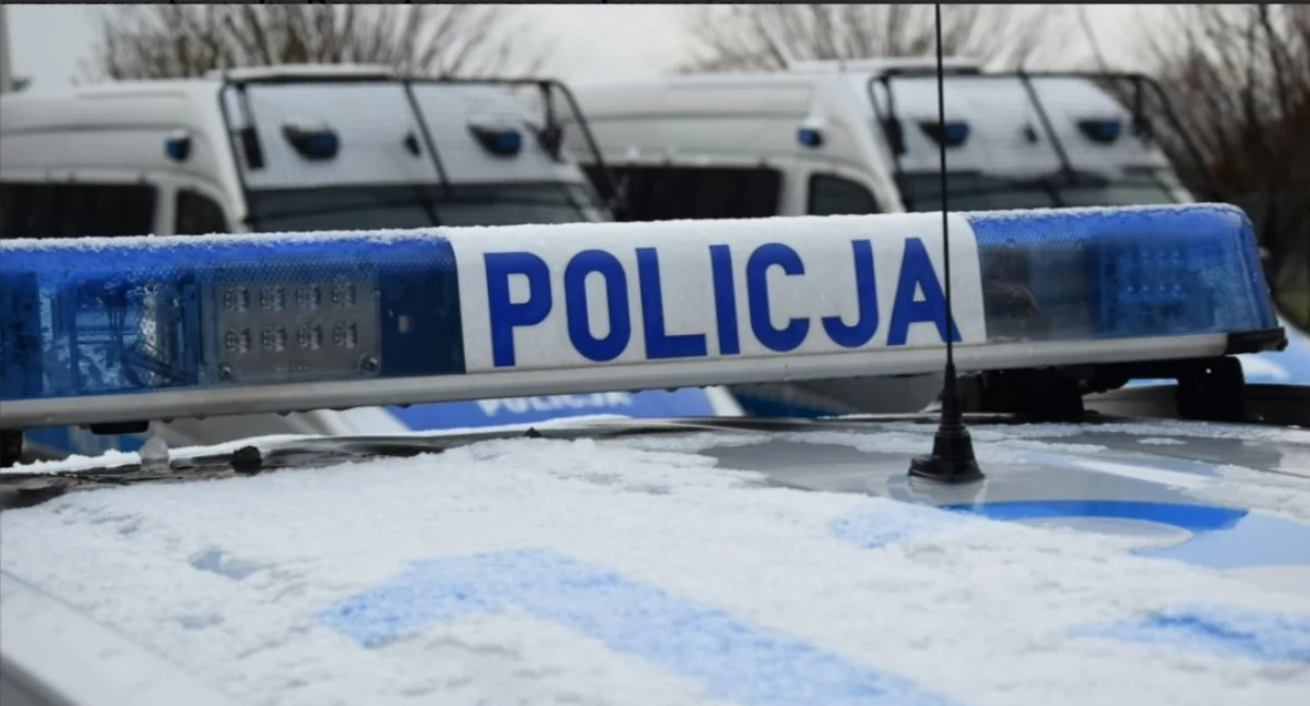 Kradzież w drogerii w Starachowicach. Z półek zniknęły perfumy