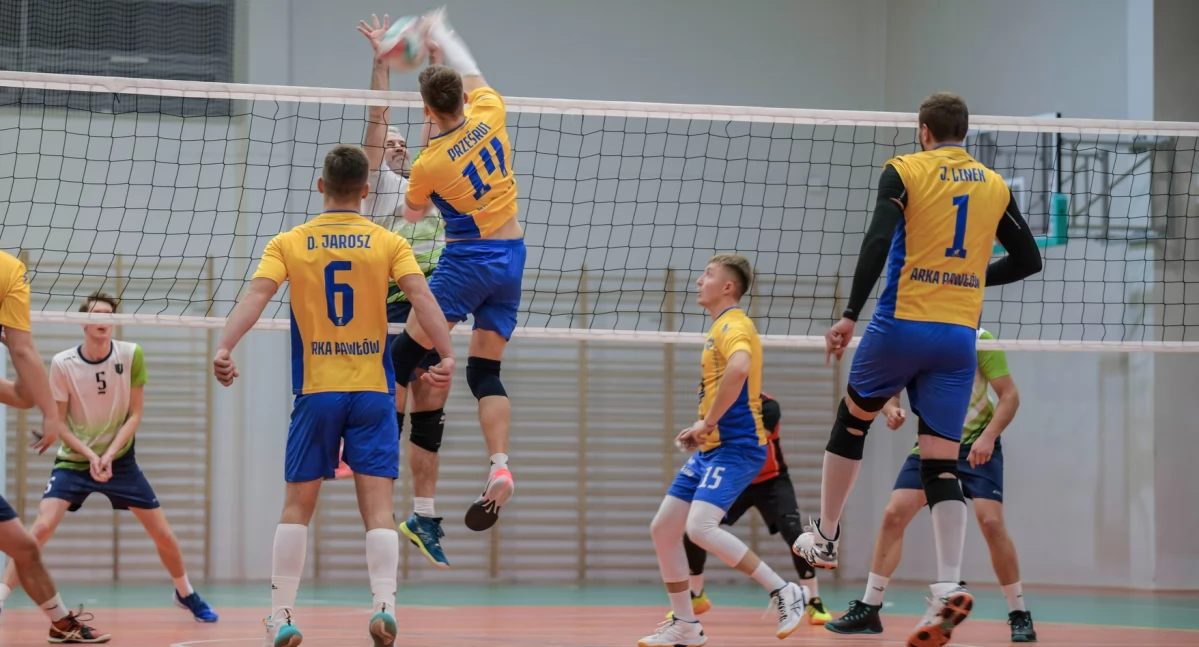 Arka Pawłów przegrała w Busku Zdroju 2:3. W niedzielę okazja do rehabilitacji