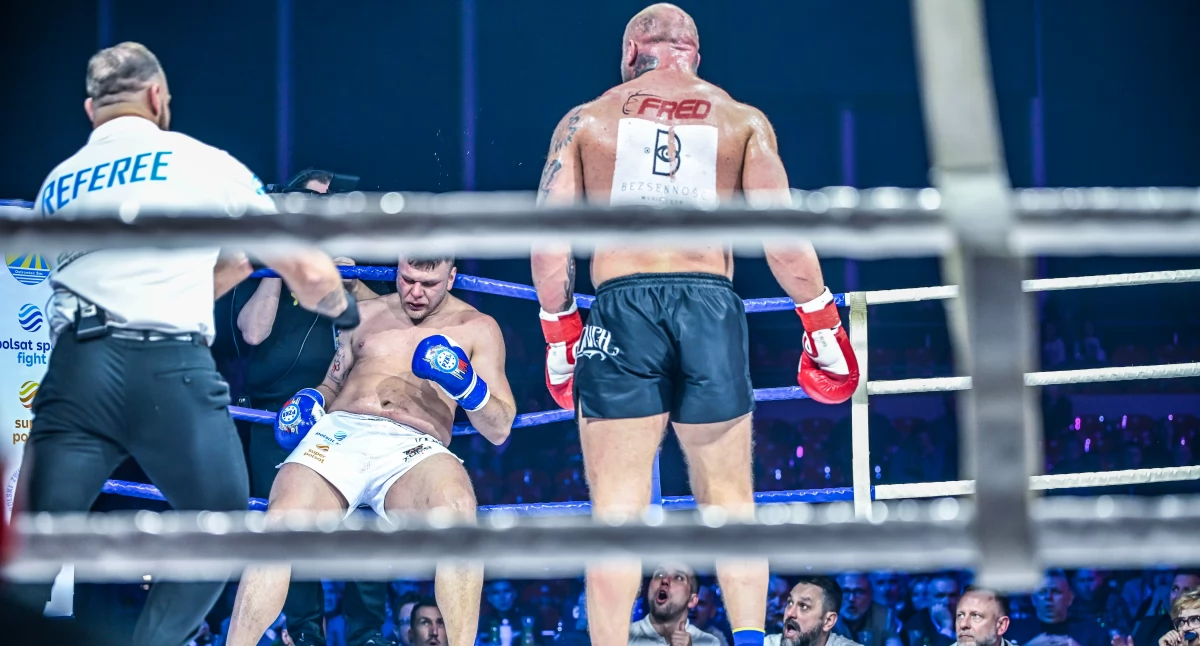 Zwycięstwa starachowickich fighterów i gala One Punch w obiektywie. Wyjątkowe kadry i emocje uchwycone na zdjęciach