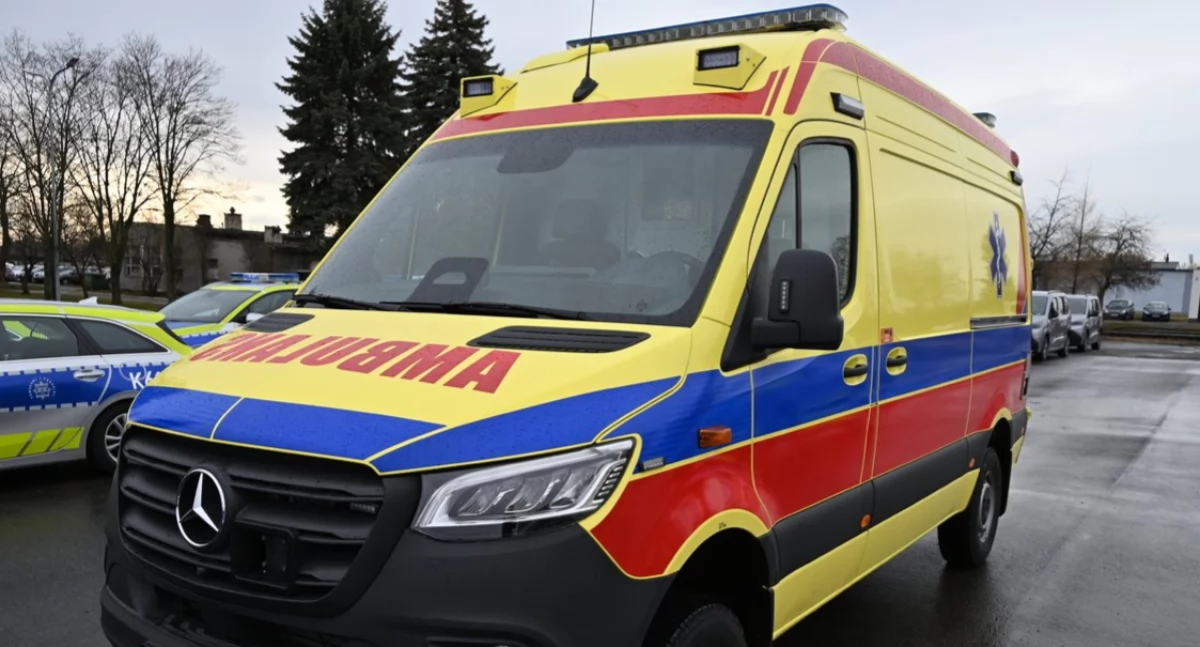 62-letni mężczyzna zasłabł za kierownicą. Do akcji wkroczyli policjanci z KPP Starachowice