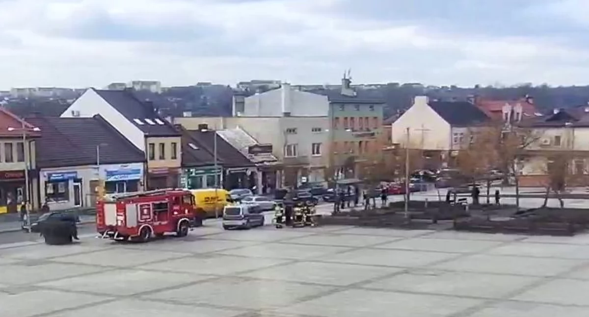 Wychłodzony 48-latek na przystanku autobusowym. Starachowiccy strażacy pierwsi na miejscu