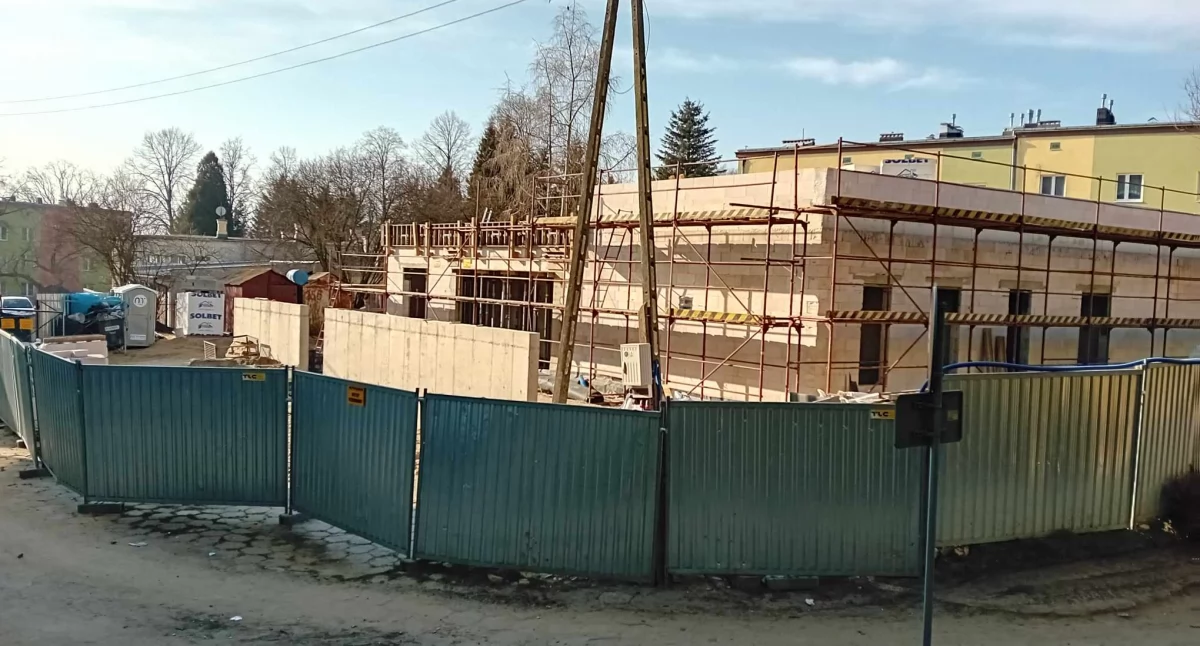 Budowa centrum opiekuńczo-mieszkalnego w Starachowicach bez zakłóceń